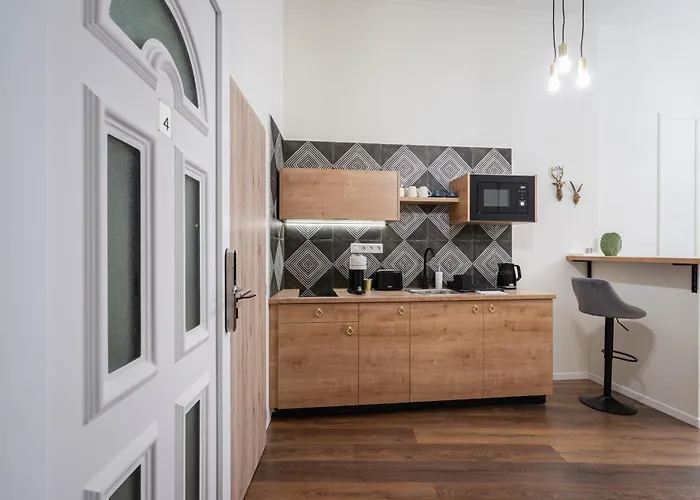 Brody 46 Boutique Rooms